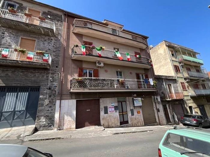 Appartamento bilocale in vendita in Via Antonietta Aldisio, Bronte