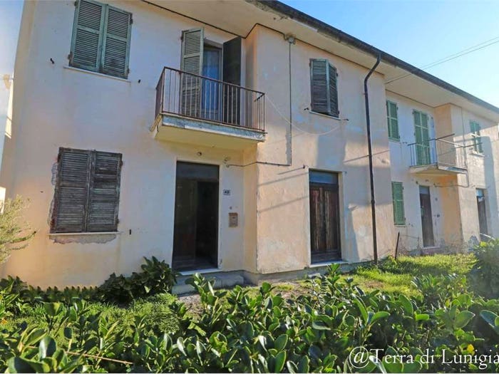 Casa con 6 locali in vendita in scorcetoli, Filattiera