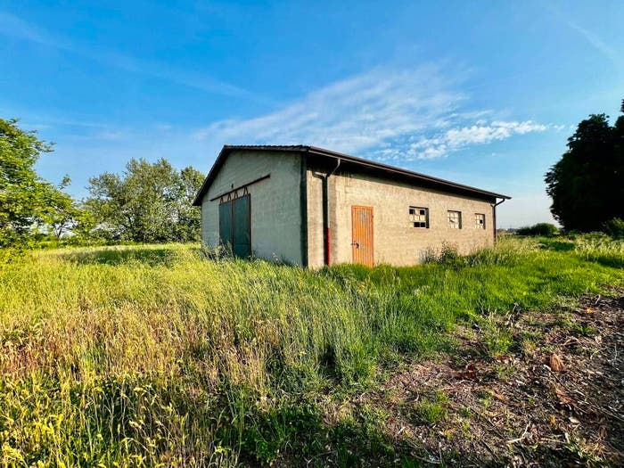 Casa con 6 locali in vendita in Borgo Virgilio
