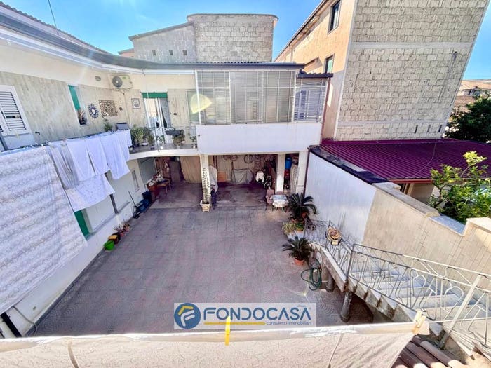 Appartamento con 5 locali in vendita in via edmondo de amicis, Sant'Arpino