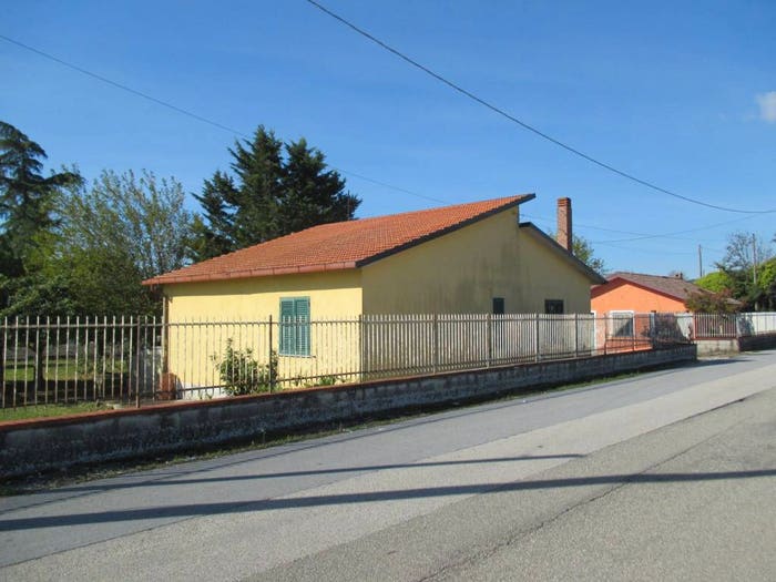 Casa quadrilocale in vendita in Contrada Guardiola, Pietrelcina