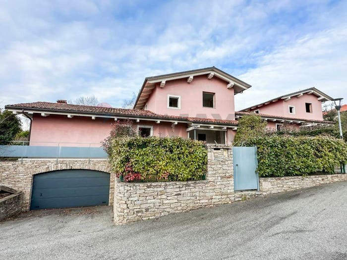 Casa con 5 locali in vendita in strada masserano calaria, Vandorno Piazzo Cossila, Biella
