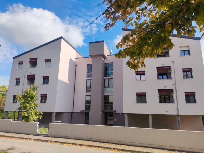 Appartamento con 6 locali in vendita in Via Capodistria, Comacchio, Ferrara