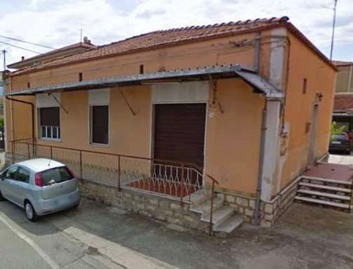 Casa con 6 locali in vendita in Via Leonardo Da Vinci, Centro, Venafro