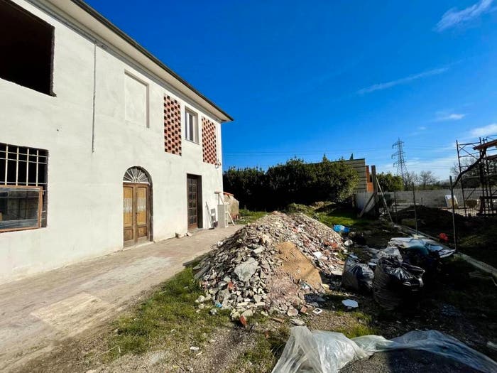Casa con 5 locali in vendita in Via Firenze, Altopascio Centro, Altopascio