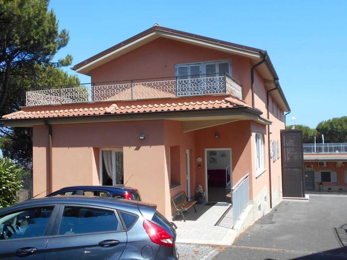 Casa con 6 locali in vendita in Via Pallotta, Monte Compatri