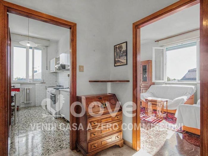 Appartamento quadrilocale in vendita in Via Gian Battista Canonici, Foro Boario, Ferrara