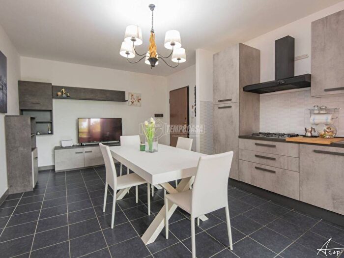 Appartamento trilocale in vendita in Via Argini, Casoni, Ravarino