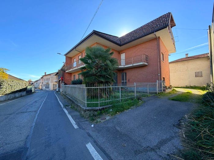 Casa con 6 locali in vendita in Via Bernardo Castagneri, Vauda Canavese Superiore, Vauda Canavese