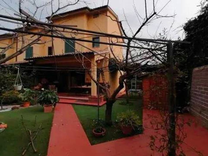 Casa con 6 locali in vendita in Via Giovanni Boccaccio, Fara in Sabina