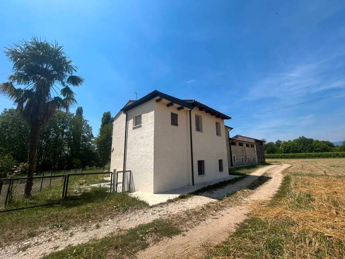 Casa trilocale in vendita in Via Malombra, Fonte Alto, Fonte