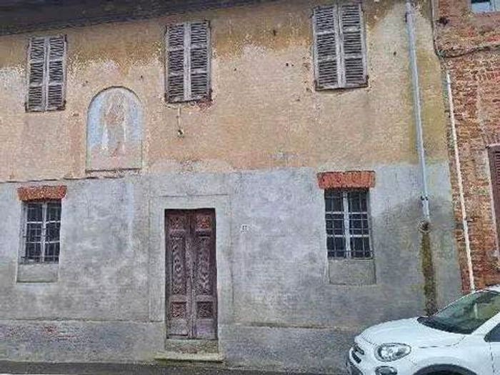 Casa quadrilocale in vendita in Via Marconi, Centro, Rosasco