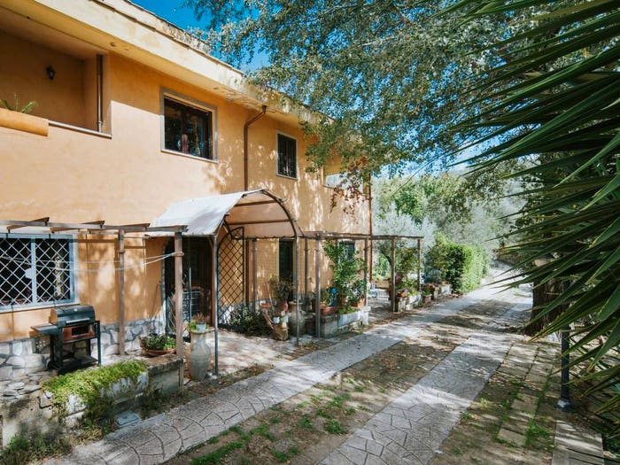 Casa trilocale in vendita in Strada di Macchiano, Campagnano di Roma