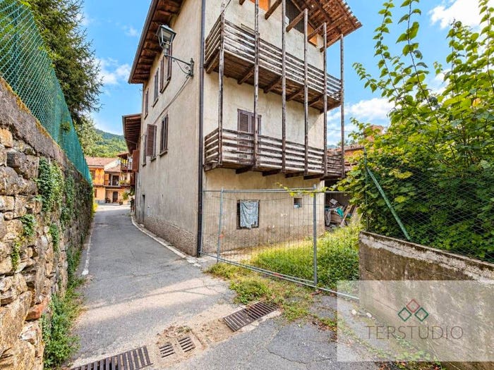 Casa con 5 locali in vendita in Via Piana di Sotto, Piana, Mapello