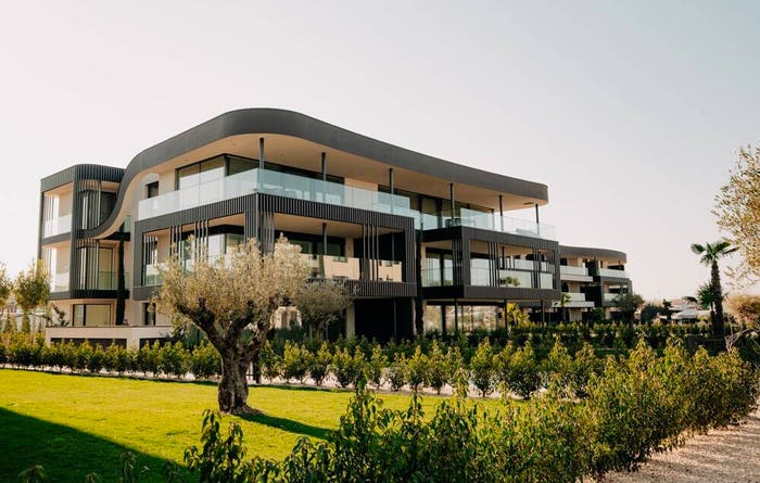 Appartamento quadrilocale in vendita in Lungolago Giuseppe Garibaldi, Centro, Peschiera del Garda