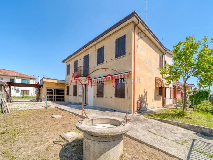 Casa con 5 locali in vendita in via donizzetti, Centro, Ponte San Nicolò