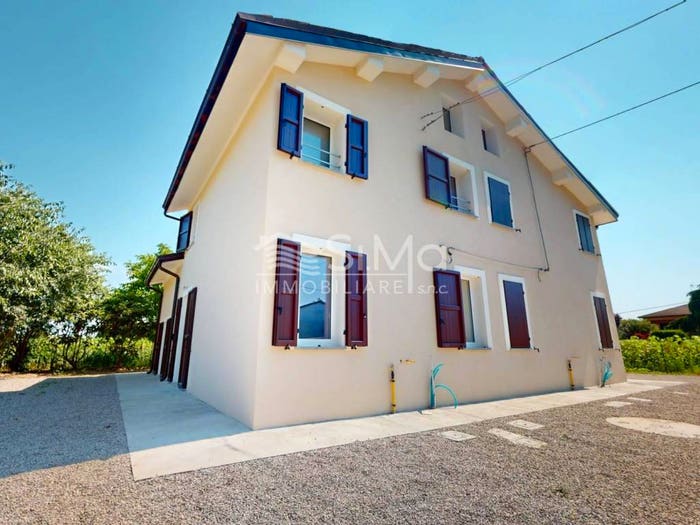 Casa con 6 locali in vendita in Via del bello, Frazioni Nord, Cento