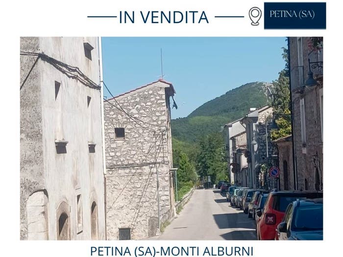 Casa con 6 locali in vendita in Via Centrale, Petina