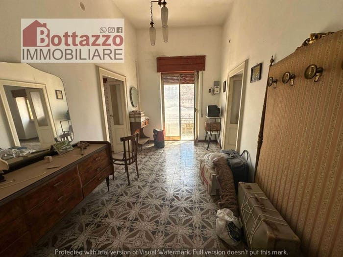 Appartamento trilocale in vendita in Via Giuseppe Garibaldi, Centro, Lizzano