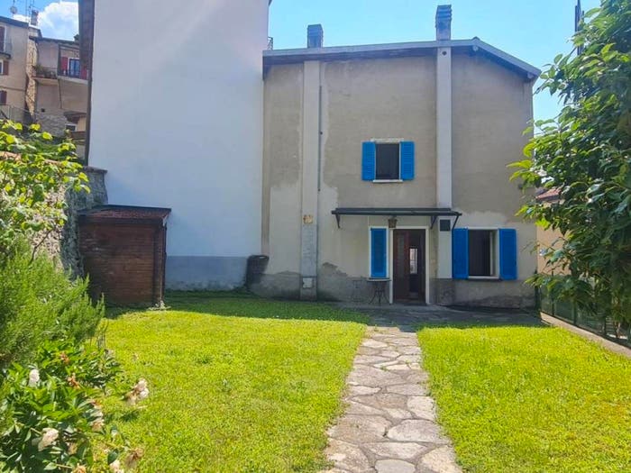 Casa con 6 locali in vendita in Frazione Ombriaco, Centro, Bellano