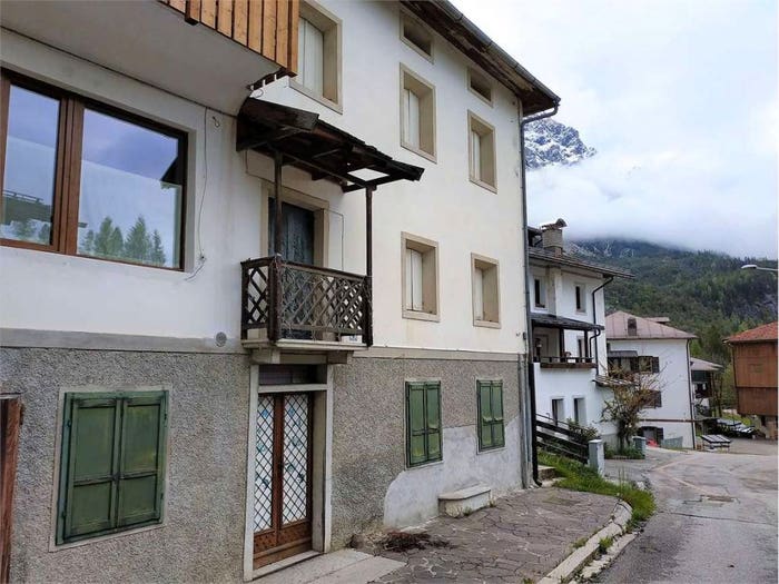 Casa con 6 locali in vendita in Borca di Cadore