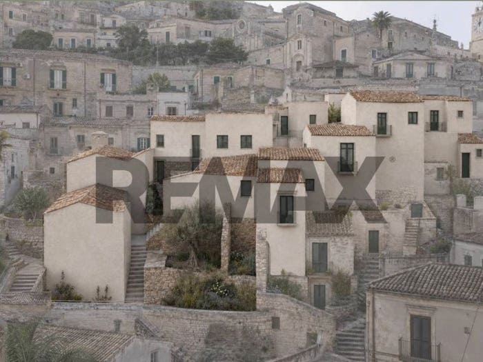 Casa con 6 locali in vendita in via Giuseppe Gugliotta, Modica Alta, Modica