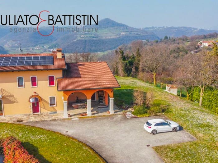 Casa con 6 locali in vendita in SOVIZZO Montemezzo, Sovizzo