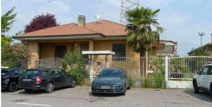 Casa con 6 locali in vendita in Via giacomo puccini, San Vittore Olona