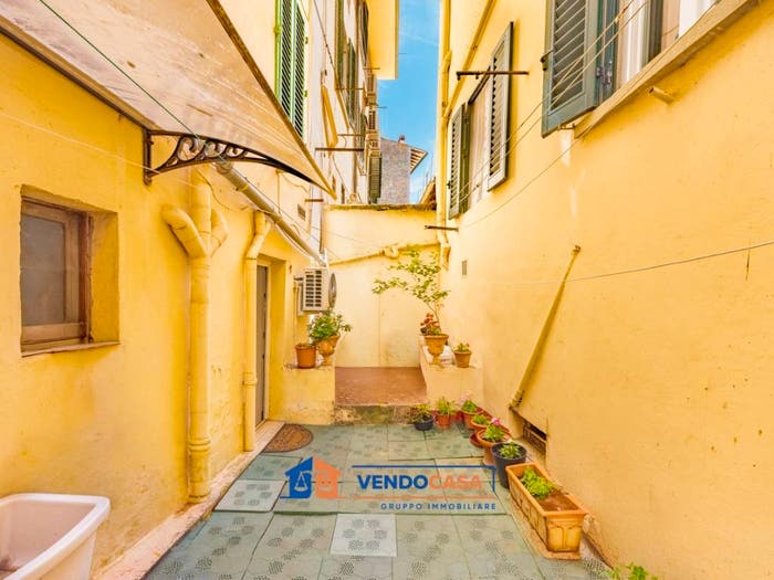Appartamento trilocale in vendita in Via Guglielmo Marconi, Campo di Marte, Firenze