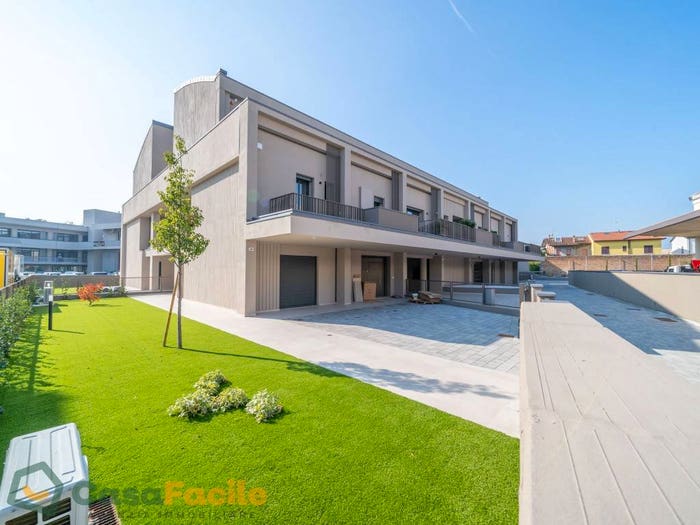 Appartamento trilocale in vendita in Via Cavalcavia, Centro Urbano, Cesena
