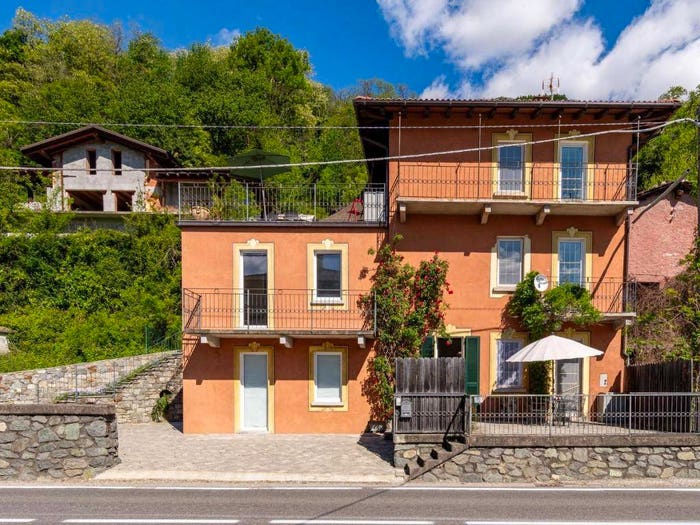 Casa con 6 locali in vendita in Via Cinque Case, Centro, Gera Lario