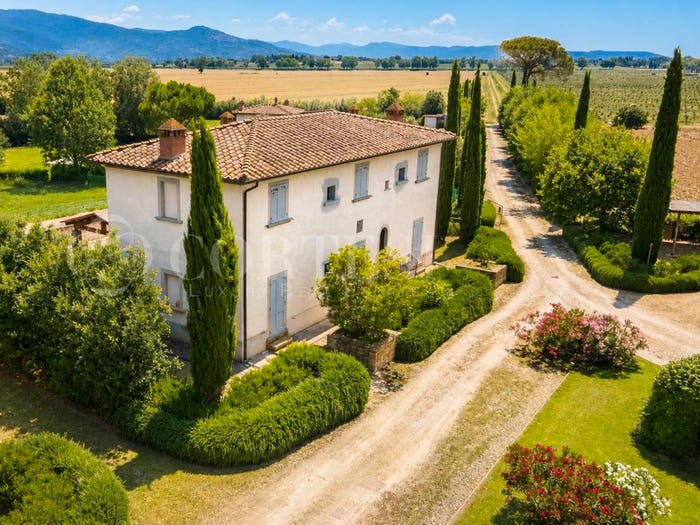 Casa con 6 locali in vendita in Strada comunale del sodo, Cortona