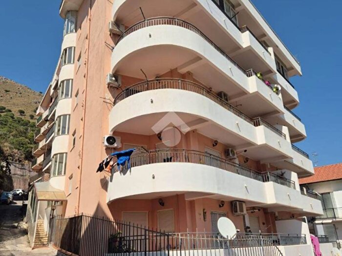 Appartamento trilocale in vendita in Via Provinciale, Pioppo, Monreale