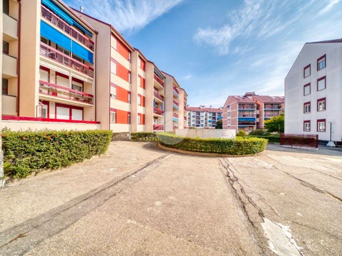 Appartamento trilocale in vendita in Via Colombo, Piossasco