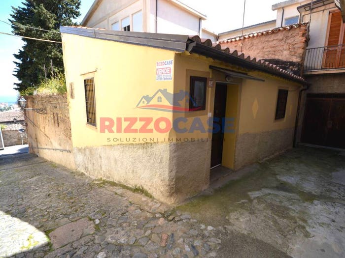 Casa trilocale in vendita in Via dei Gelsi, Rossano, CoriglianoRossano