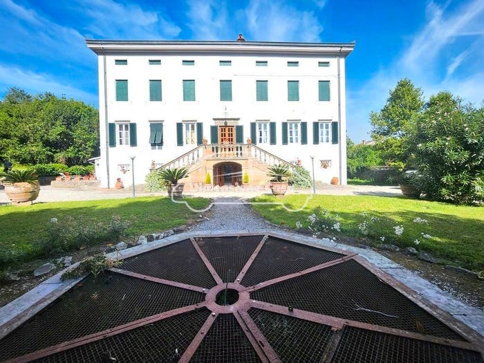 Appartamento con 6 locali in vendita in Via Sottomonte AngSAndrea, Verciano Guamo, Capannori