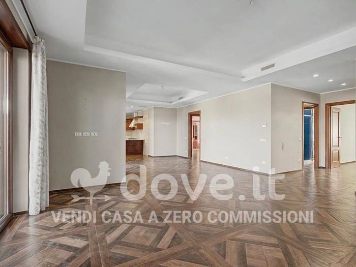 Appartamento quadrilocale in vendita in Via delle Case Basse, Centro Giano, Roma