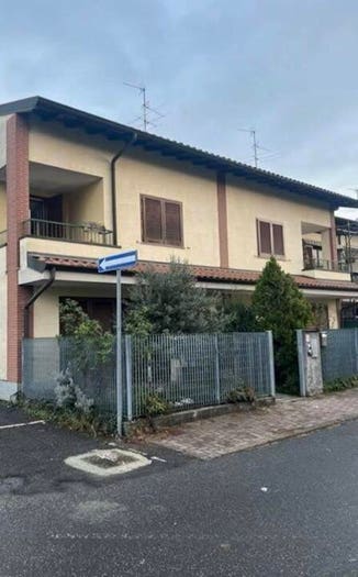 Casa quadrilocale in vendita in Via Altiero Spinelli, Belgioioso