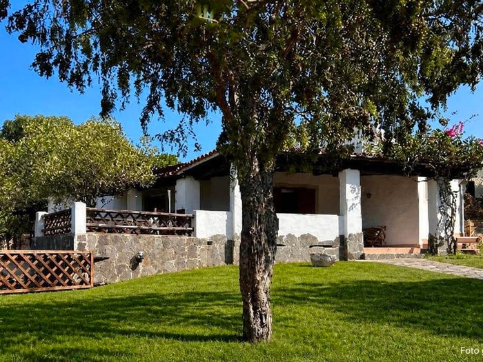 Casa quadrilocale in vendita in Via Arcobaleno, Murta Maria Porto Istana, Olbia