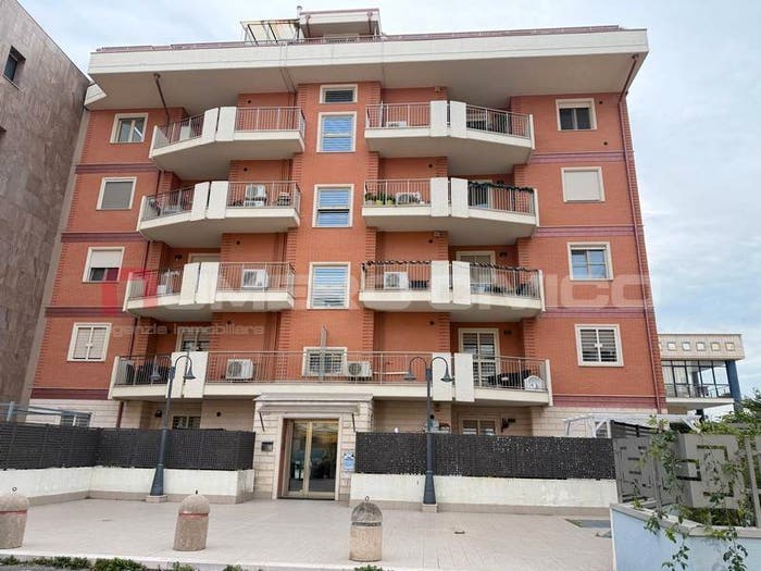 Appartamento con 5 locali in vendita in Via Monsignor Giuseppe Lenotti, Macchia Gialla Ordona Sud, Foggia