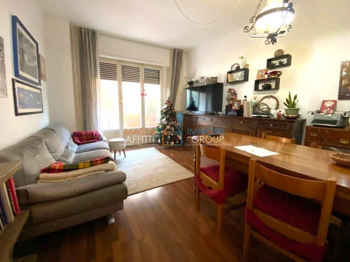 Appartamento quadrilocale in vendita in Viale Eugenio Chiesa, Centro, Massa
