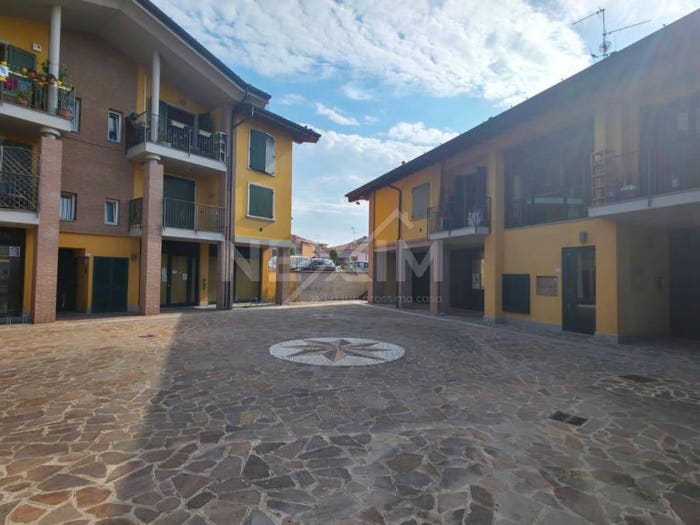 Appartamento trilocale in vendita in Via Riviera, Centro, San Genesio ed Uniti