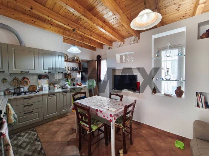 Casa con 5 locali in vendita in Centro, Quiliano