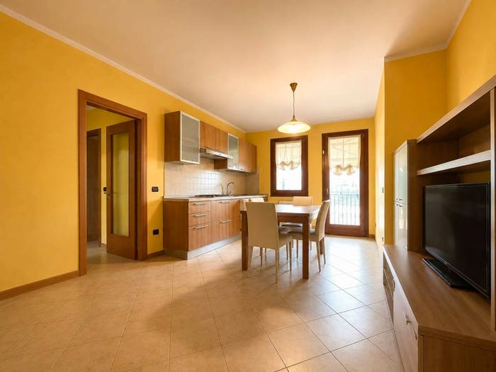 Appartamento quadrilocale in vendita in Via Novembre, Paderno, Pieve del Grappa