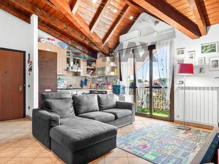 Appartamento bilocale in vendita in VIA CESARE CORRENTI, Arnate, Gallarate