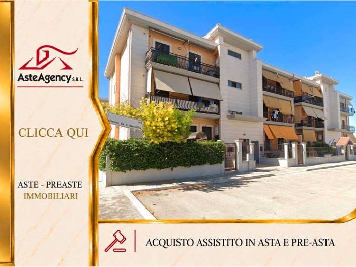 Appartamento trilocale in vendita in Traversa Via Paolo Borsellino, San Ferdinando di Puglia