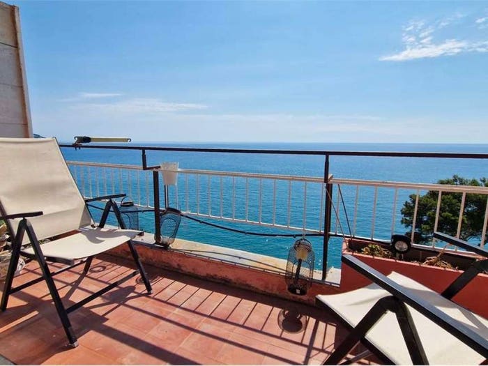 Appartamento trilocale in vendita in Via Aurelia, Marina Di Andora, Andora