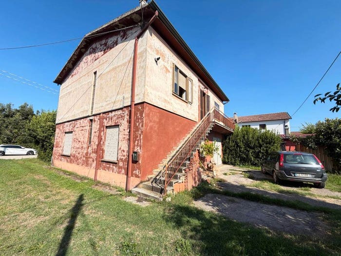 Casa quadrilocale in vendita in Via Cosella, Poiana Maggiore, Pojana Maggiore