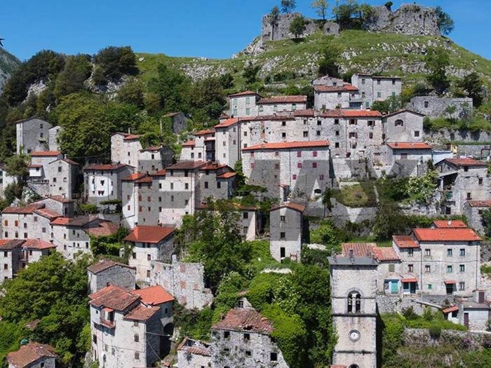 Casa con 6 locali in vendita in VIA CASANOVA, Bagni di Lucca