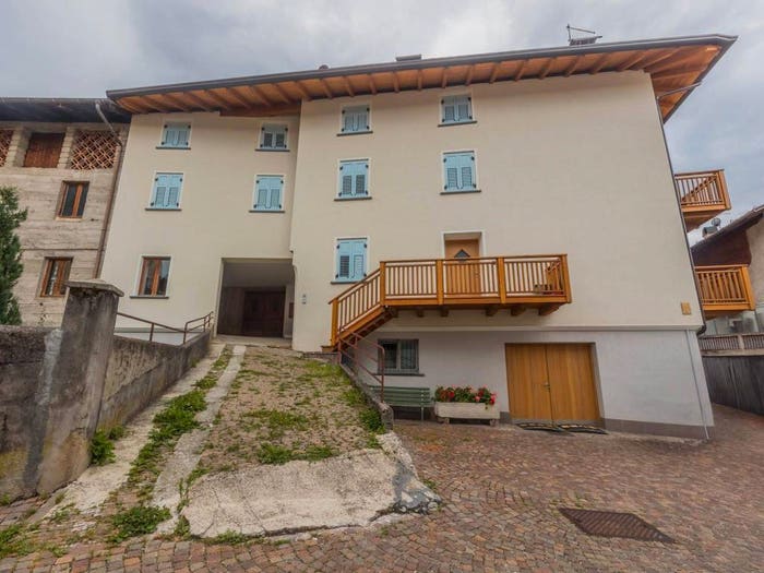 Casa con 6 locali in vendita in Via Tres, Sfruz